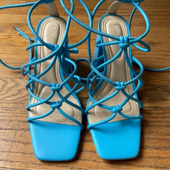 NEW Jessica Simpson Ozias Strappy Pumps Teal Leather Size 7 NWOT - Picture 3 of 6